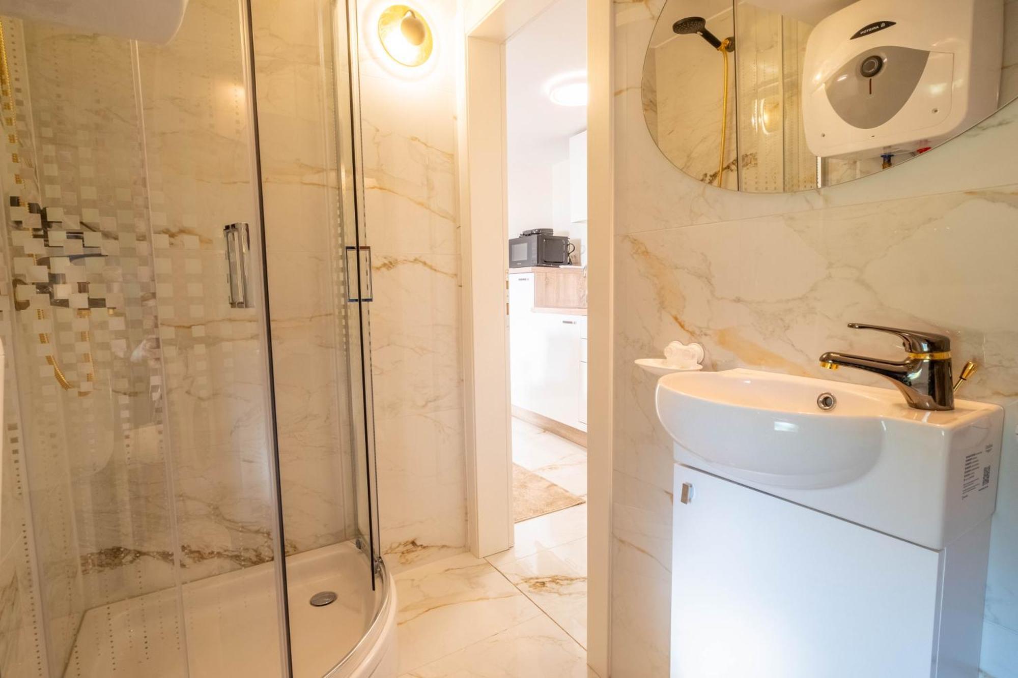 נובי ווינודולסקי Premium Relax Rooms מראה חיצוני תמונה